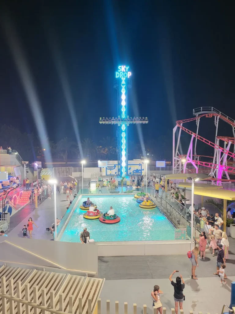 Der Skydrop-Tower im Holiday World Maspalomas